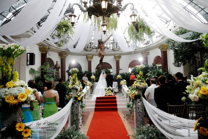 Wedding ceremony details
