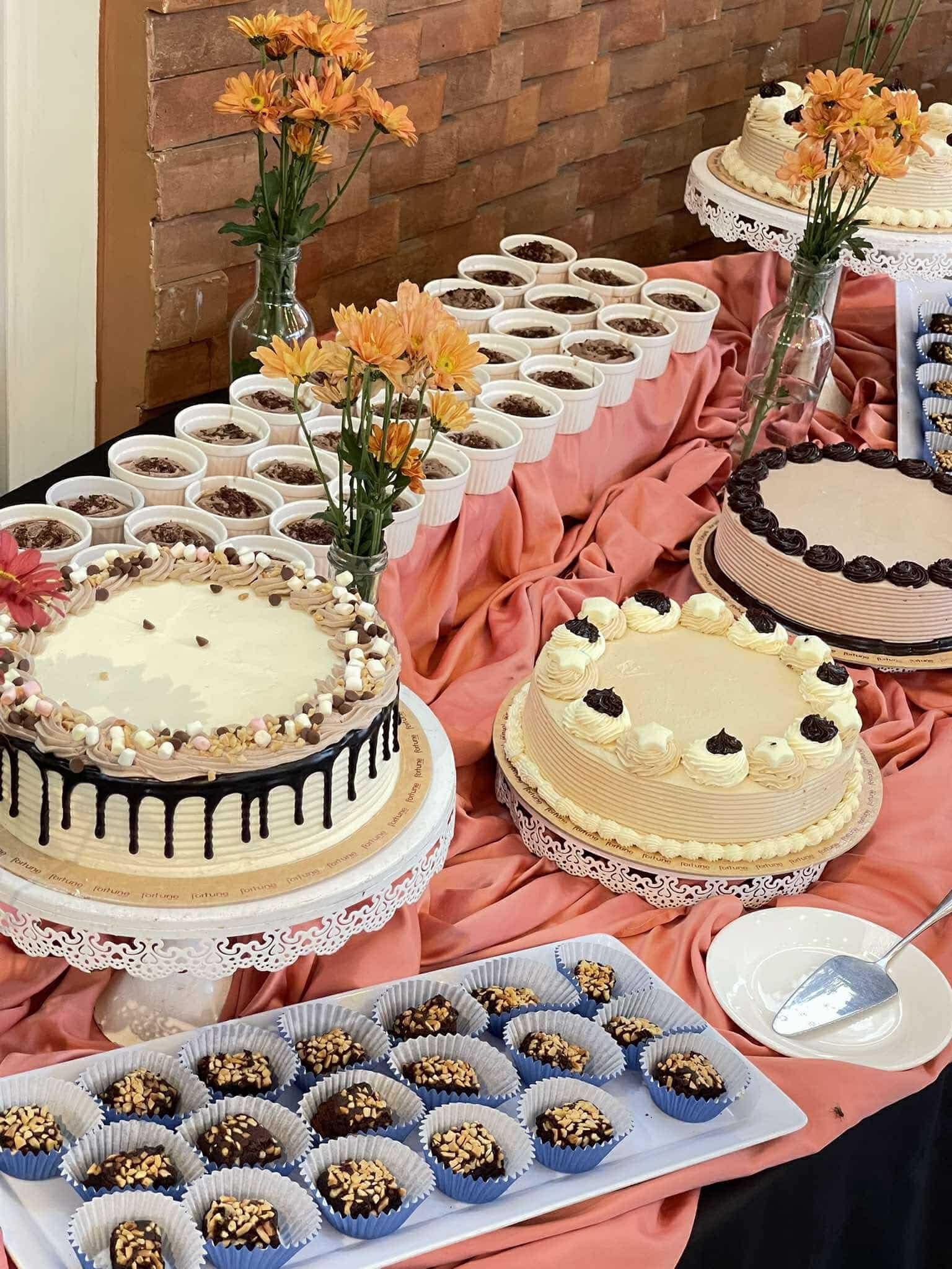 Sac-B Catering dessert display